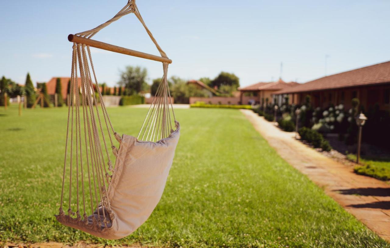 Mórahalom Relax Apartmanhaz מראה חיצוני תמונה